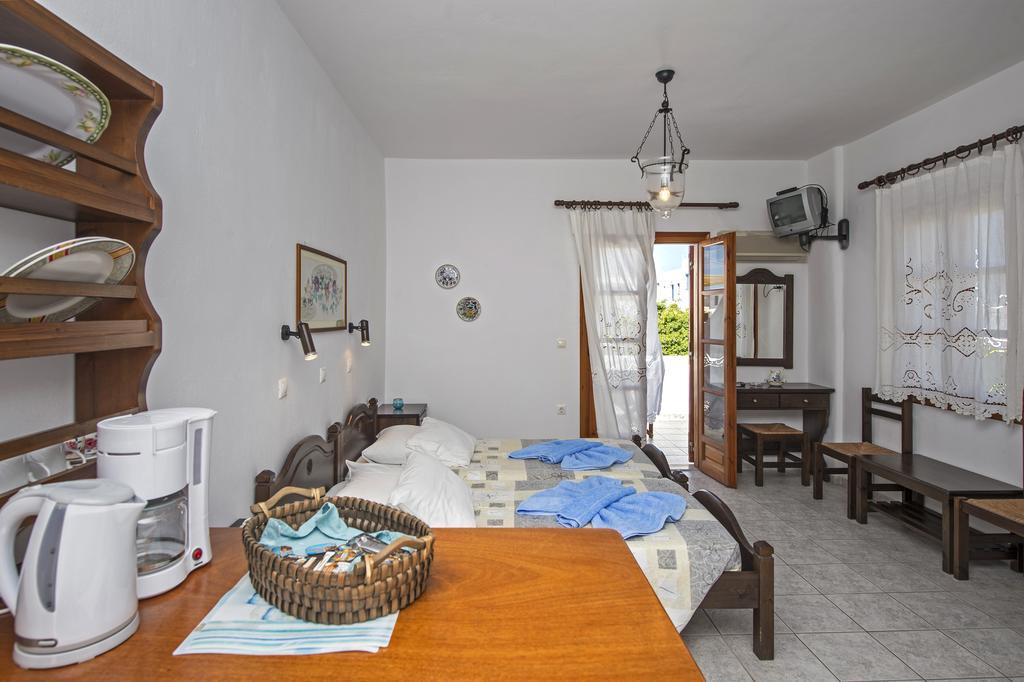 Mitsi Studios Naousa  Habitación foto